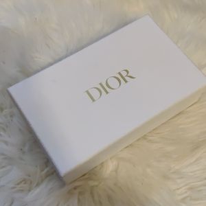 Dior box